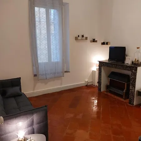 Chez Lars Apartment *